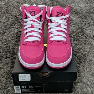 6.5 youth pink jordan flight